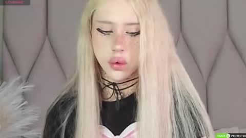 Snapshot of joybarker chatting on November 2025 01:48:01 PM Joy Barker online show from November 2025 01:48:01 PM