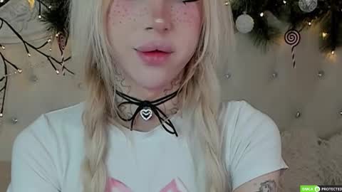 Snapshot of joybarker chatting on December 2025 08:32:02 AM Joy Barker online show from December 2025 08:32:02 AM