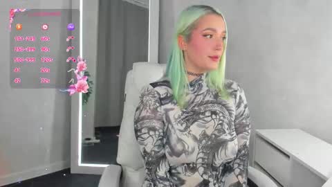 Snapshot of joyfuljasmine chatting on September 2025 08:40:01 AM Vickie online show from September 2025 08:40:01 AM