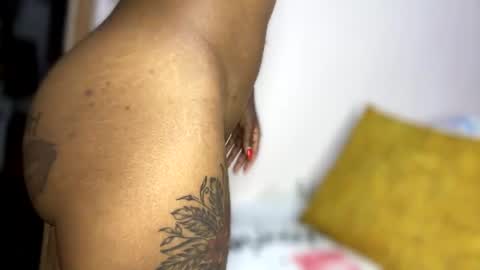 Snapshot of joyslim1 chatting on February 2025 03:09:02 AM Butterflyass online show from February 2025 03:09:02 AM