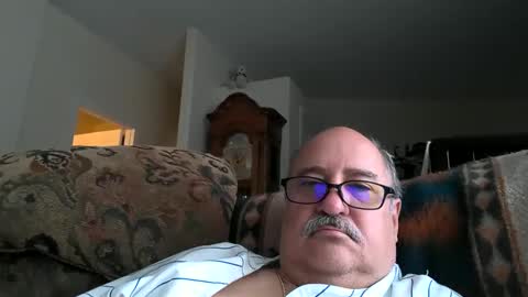 jr8in online show from September 2025 06:08:02 PM