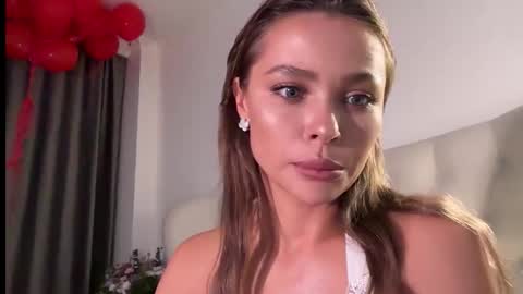 Snapshot of js_girls chatting on September 2025 04:29:02 PM Jennie and Sophia online show from September 2025 04:29:02 PM
