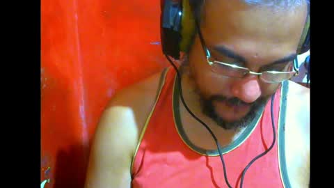 jshepeherdd online show from April 2026 06:32:01 PM