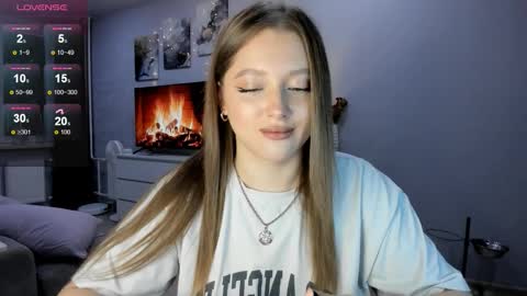 Julia and Julia online show from September 2025 07:13:01 PM