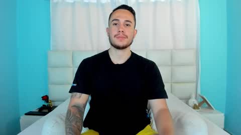 Snapshot of juan__jimenez chatting on October 2025 07:45:01 PM Juan online show from October 2025 07:45:01 PM