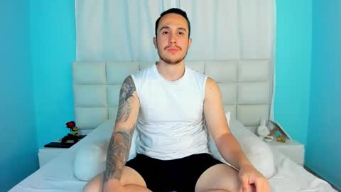 Snapshot of juan__jimenez chatting on November 2025 11:40:02 PM Juan online show from November 2025 11:40:02 PM