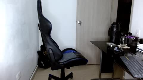 Snapshot of juan_da01 chatting on February 2025 04:15:01 AM JuanDa online show from February 2025 04:15:01 AM