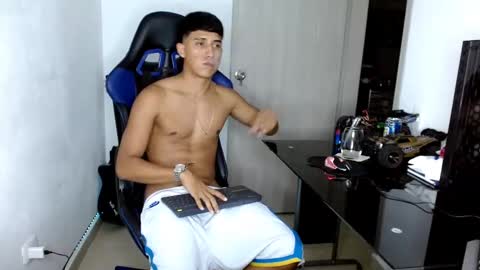 Snapshot of juan_da01 chatting on February 2025 07:01:01 AM JuanDa online show from February 2025 07:01:01 AM