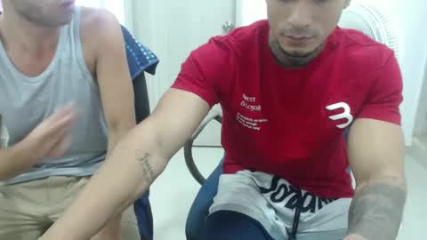 juan_gomez_1 online show from February 2025 06:31:01 PM