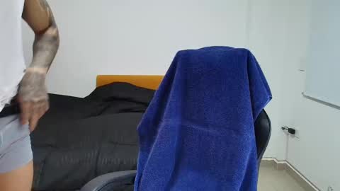 Snapshot of juan_gomez_1 chatting on November 2025 12:05:01 AM juan_gomez_1 online show from November 2025 12:05:01 AM