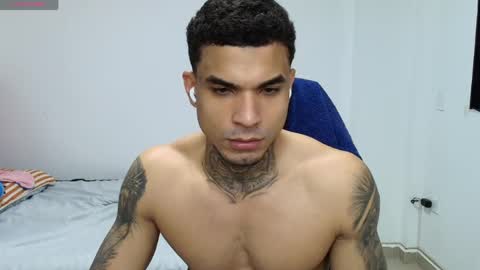 juan_gomez_1 online show from May 2026 02:29:01 AM