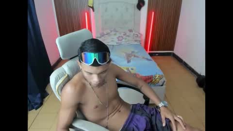 Snapshot of juan_mhata chatting on April 2026 02:27:02 AM Juan Mhata online show from April 2026 02:27:02 AM