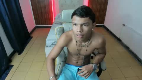 Snapshot of juan_mhata chatting on May 2026 01:10:01 AM Juan Mhata online show from May 2026 01:10:01 AM