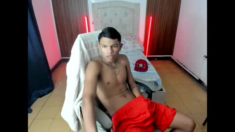 Snapshot of juan_mhata chatting on May 2026 01:34:01 AM Juan Mhata online show from May 2026 01:34:01 AM