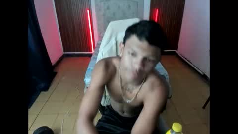 Snapshot of juan_mhata chatting on May 2026 11:12:03 PM Juan Mhata online show from May 2026 11:12:03 PM