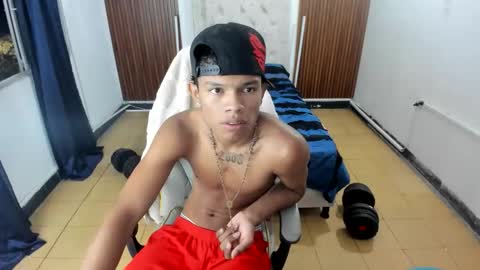 Snapshot of juan_mhata chatting on June 2026 12:34:02 AM Juan Mhata online show from June 2026 12:34:02 AM