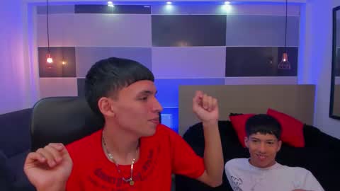 JuanSteven online show from January 2025 01:01:01 PM