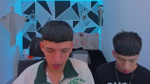 JuanSteven online show from October 2025 04:09:02 AM