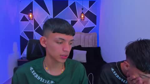 JuanSteven online show from November 2025 04:01:02 AM