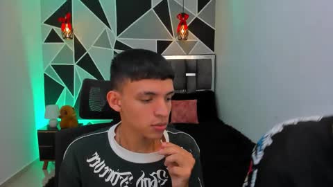 JuanSteven online show from May 2026 03:55:02 AM