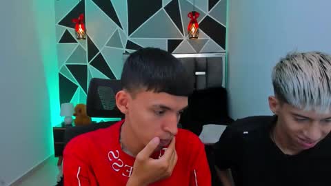 JuanSteven online show from May 2026 01:57:02 AM