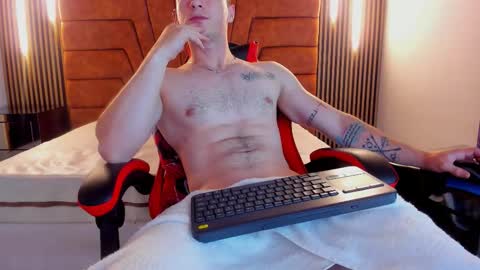 Snapshot of juan_prior chatting on November 2025 04:45:02 AM JUAN online show from November 2025 04:45:02 AM