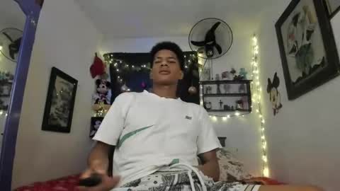 juan jose online show from December 2025 09:43:02 PM