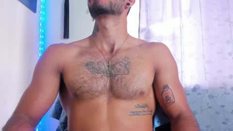 Snapshot of juanbladde chatting on December 2024 02:05:02 PM Juan Esteban online show from December 2024 02:05:02 PM