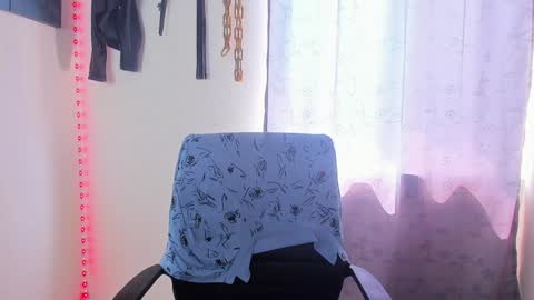 Snapshot of juanbladde chatting on January 2025 04:28:02 PM Juan Esteban online show from January 2025 04:28:02 PM