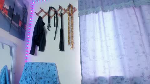 Snapshot of juanbladde chatting on February 2025 07:38:01 PM Juan Esteban online show from February 2025 07:38:01 PM