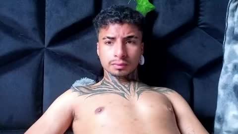 juancamilo66_ online show from May 2026 07:08:01 PM