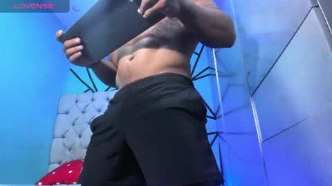 Snapshot of juande_24 chatting on July 2026 04:43:01 PM independent model online show from July 2026 04:43:01 PM