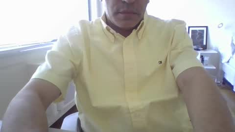 juanearth1 online show from April 2026 10:51:02 PM