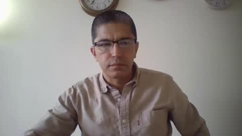 juanearth1 online show from May 2026 10:37:01 PM