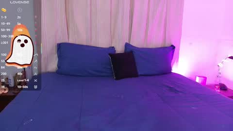 Blue online show from October 2025 04:51:01 PM