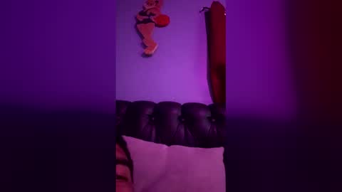 juanito144 online show from December 2025 12:56:02 PM