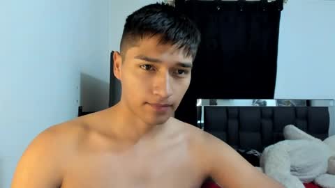 Snapshot of juanjo_ferrari chatting on April 2026 04:11:01 PM juanjo ferrari online show from April 2026 04:11:01 PM