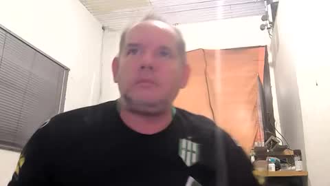 Snapshot of juanma_yahoo chatting on January 2026 11:41:02 PM Juan Manuel online show from January 2026 11:41:02 PM