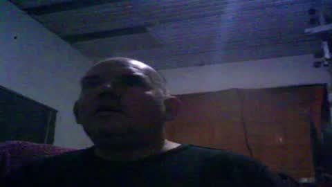 Snapshot of juanma_yahoo chatting on April 2026 01:10:02 AM Juan Manuel online show from April 2026 01:10:02 AM