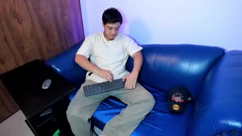 Snapshot of juanmechanic chatting on November 2025 03:12:01 PM JUAN online show from November 2025 03:12:01 PM