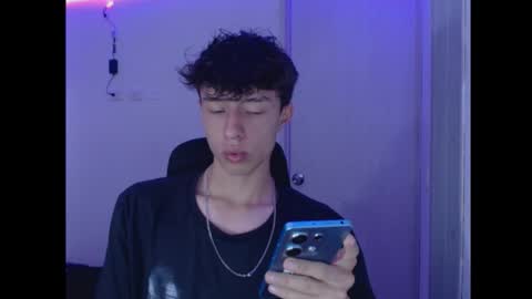 Snapshot of juanmres chatting on December 2025 06:27:01 PM juanmres online show from December 2025 06:27:01 PM