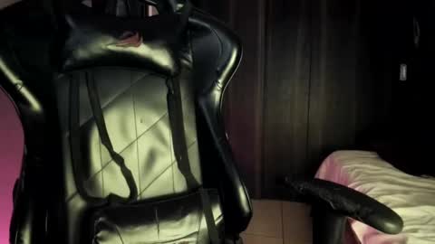 juanpt69 online show from December 2024 06:01:02 AM