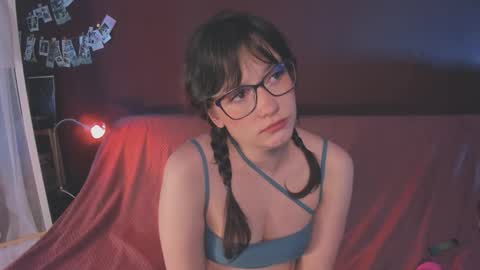 Arina online show from March 2026 12:08:01 PM