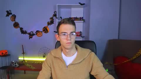 juddie online show from October 2025 12:02:02 PM