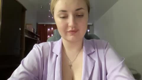 Snapshot of judevalenti chatting on February 2025 05:07:01 PM JudeValenti online show from February 2025 05:07:01 PM