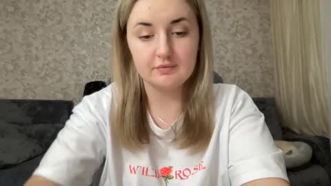 Snapshot of judevalenti chatting on November 2025 04:42:02 PM JudeValenti online show from November 2025 04:42:02 PM