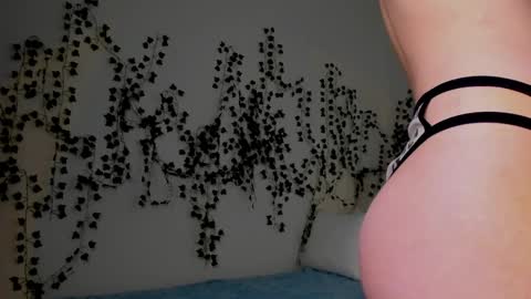 Angelica online show from October 2025 02:04:01 AM