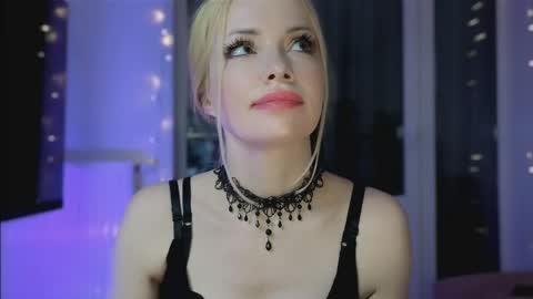 Goddess Julia online show from April 2026 08:40:02 PM