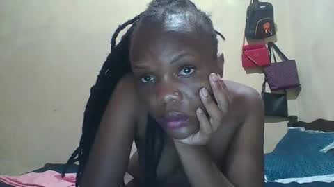 Snapshot of juice_petite3 chatting on February 2025 10:14:02 PM juice_petite3 online show from February 2025 10:14:02 PM