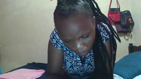 Snapshot of juice_petite3 chatting on February 2025 09:47:01 PM juice_petite3 online show from February 2025 09:47:01 PM